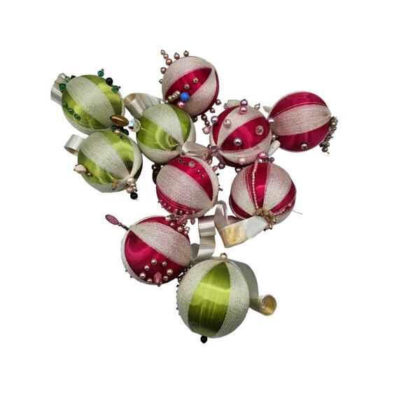 Lot of 10 Vintage 1990s Ball Christmas Ornaments Red Green - Picture 1 of 4